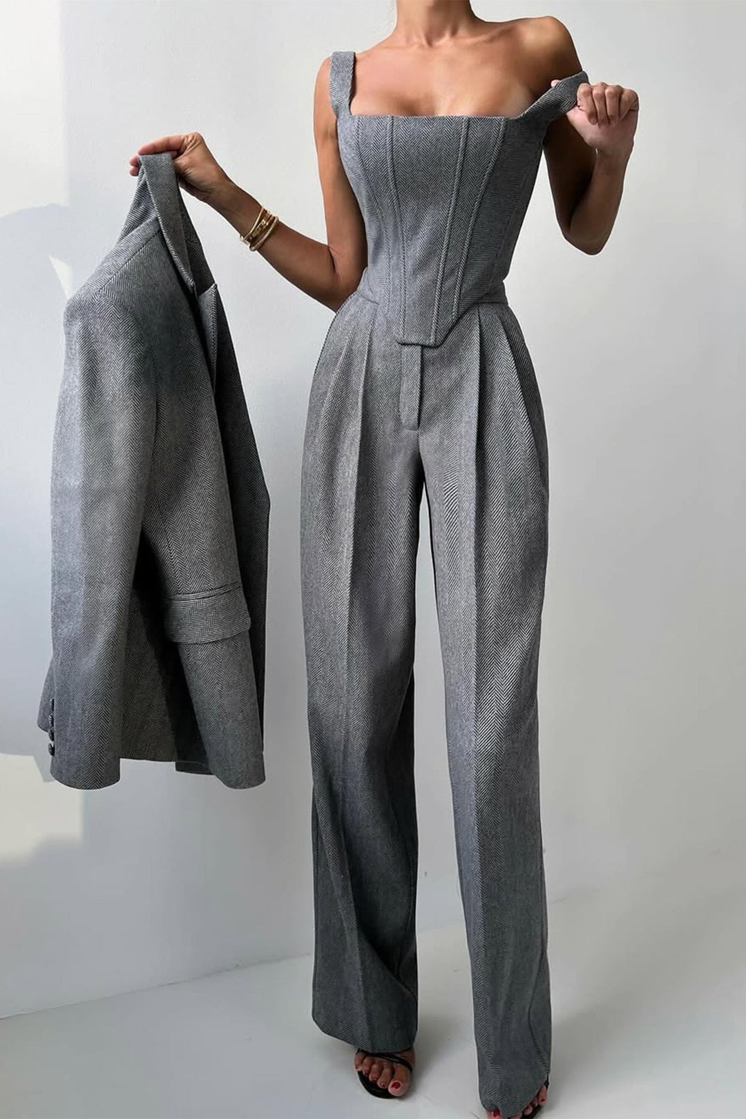 Hannah | Three-piece set with double-breasted blazer
